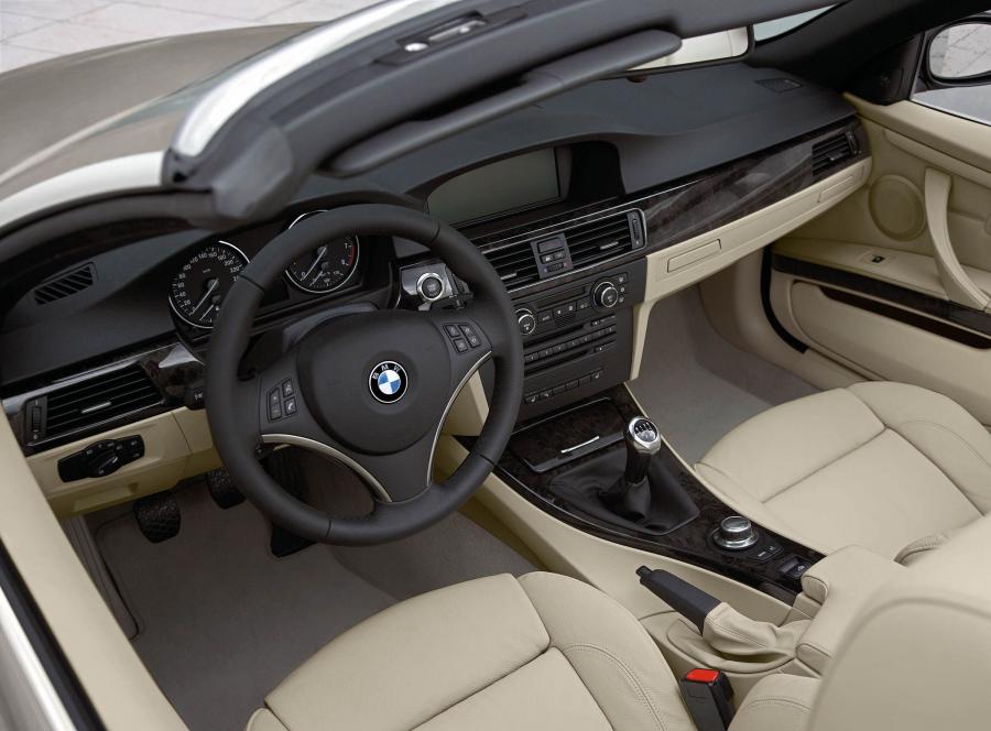  BMW 3-Series Convertible 2007 года  (фото 207 из 239)